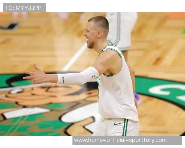 斯普利特：霍勒迪的伤病比较棘手，有可能迅速恶化——未来的防守之钥或暗影中的隐忧